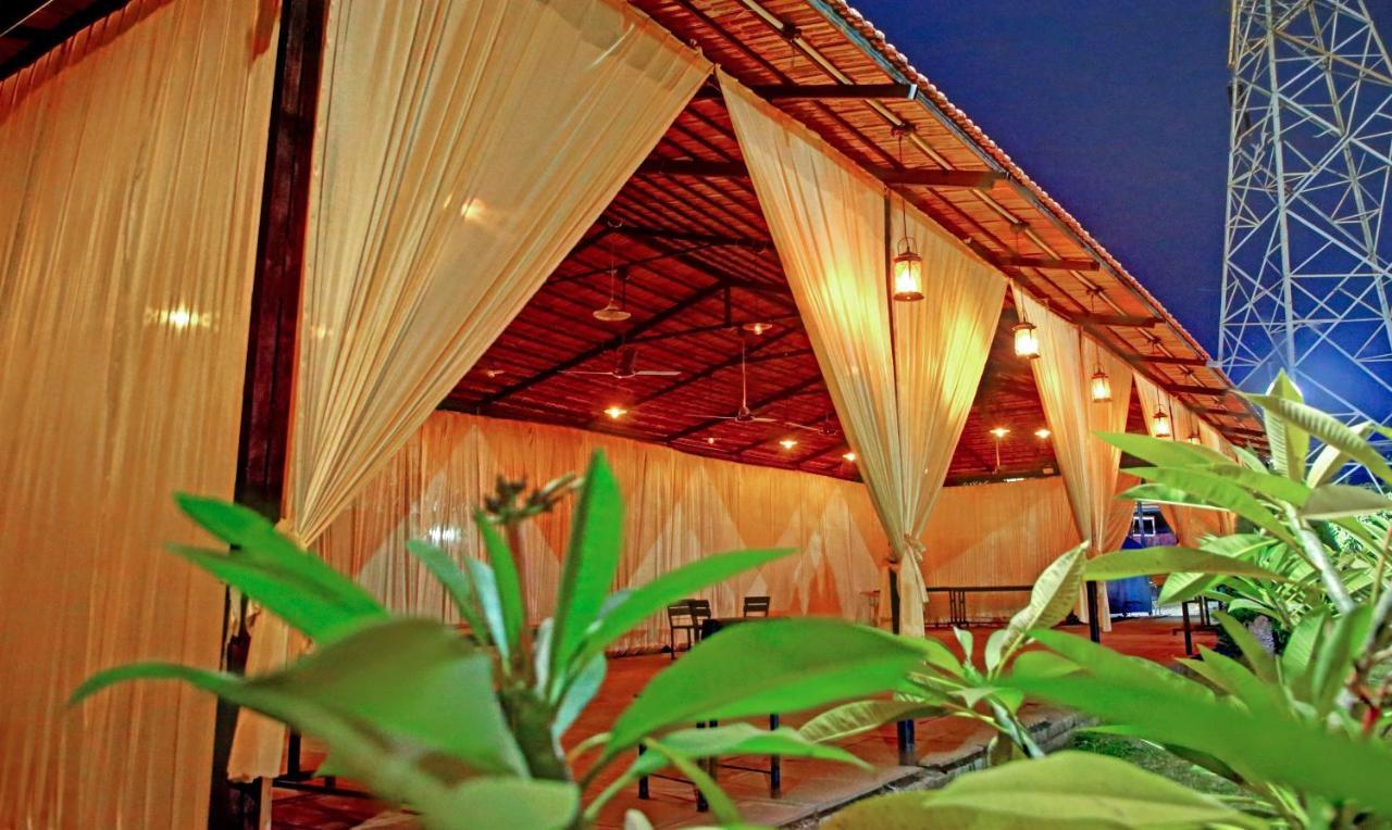 Treebo Trend Hotel Wildernest Zoological Park Nagpur Exterior photo